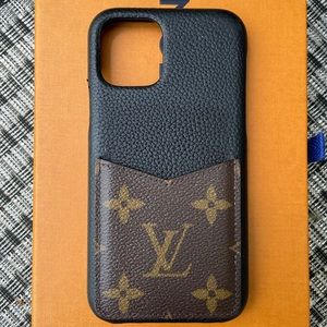 *SOLD* Louis Vuitton Monogram IPhone 11 Pro Case